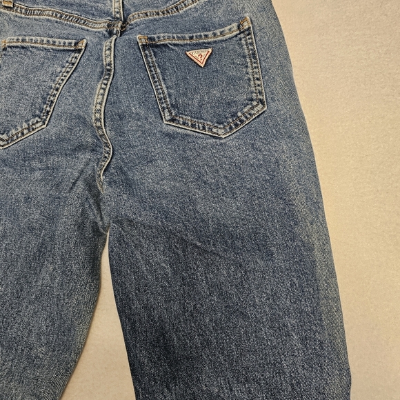 Vintage Guess 90s skinny light wash jeans - Picture 14 of 14